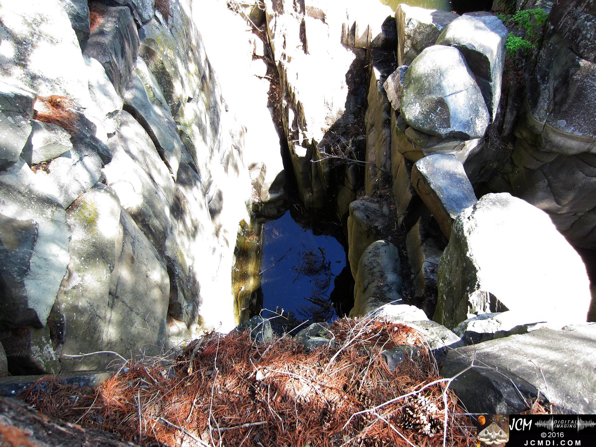 Taylors Falls (Minnesota) deep potholes in basalt rock
